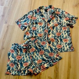 Cynthia Rowley 2 piece sleepwear matching set .